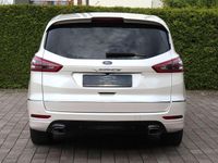 Gebraucht Ford S-MAX Vignale 179 PS (131 kW) 2017 Weiß Van / Kleinbus