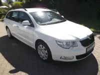 Gebraucht Skoda Superb Comfort 140 PS (102 kW) 2010 Weiß Kombi
