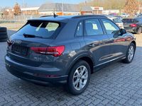 Gebraucht Audi Q3 Ambiente 150 PS (110 kW) 2021 Grau SUV