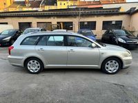 gebraucht Toyota Avensis 2.0 D-4D Sol*Klimaaut.*Euro 4*Standheiz.*AHK*