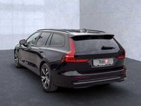 Gebraucht Volvo V60 145 PS (106 kW) 2024 Kombi