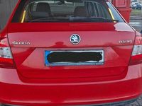 Gebraucht Skoda Rapid Active 86 PS (63 kW) 2014 Rot Limousine