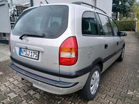 Gebraucht Opel Zafira 146 PS (107 kW) 2002 Silber Van / Kleinbus