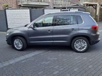 Gebraucht VW Tiguan LOUNGE 140 PS (102 kW) 2015 Grau SUV