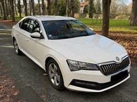 Gebraucht Skoda Superb Ambition 122 PS (89 kW) 2021 Weiß Limousine