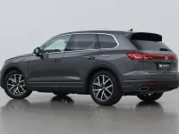 Gebraucht VW Touareg Elegance 340 PS (250 kW) 2025 Grau SUV