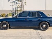 Gebraucht Ford Crown 250 PS (183 kW) 2008 Blau Limousine