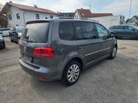 Gebraucht VW Touran Highline 170 PS (125 kW) 2012 Grau Van / Kleinbus