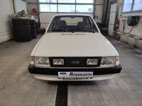 Gebraucht Ford Escort 54 PS (39 kW) 1983 Weiß Coupé