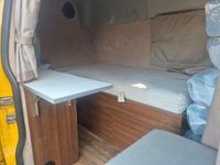 Gebraucht Ford Transit Custom Trend 170 PS (125 kW) 2018 Signal yellow Van / Kleinbus