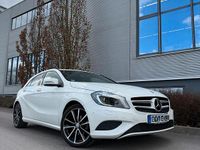 Gebraucht Mercedes A180 109 PS (80 kW) 2015 Weiß Kleinwagen