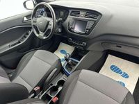 Gebraucht Hyundai i20 Passion 120 PS (88 kW) 2017 Weiß metallic