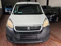 Gebraucht Peugeot Partner 75 PS (55 kW) 2018 Weiß Van / Kleinbus