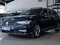 Gebraucht VW Passat Business 150 PS (110 kW) 2024 Blau Kombi