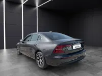 Gebraucht Volvo S60 Plus 197 PS (144 kW) 2024 Grau Limousine