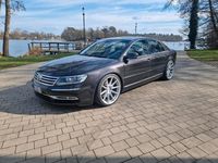 Gebraucht VW Phaeton 239 PS (175 kW) 2011 Grau Limousine