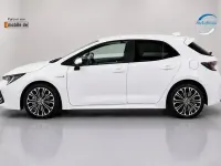 Gebraucht Toyota Corolla Club 122 PS (89 kW) 2019 Weiß Limousine