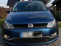 Gebraucht VW Polo LOUNGE 75 PS (55 kW) 2015 Blau Kleinwagen