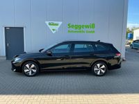 Gebraucht VW Passat 150 PS (110 kW) 2024 Schwarz Kombi