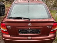 Gebraucht Opel Astra 101 PS (74 kW) 2001 Rot Kleinwagen