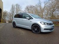 Gebraucht VW Touran Sound 116 PS (85 kW) 2018 Silber Van / Kleinbus