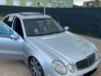 Gebraucht Mercedes E220 150 PS (110 kW) 2002 Limousine
