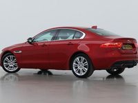 Gebraucht Jaguar XE Portfolio 250 PS (183 kW) 2017 Rot Limousine