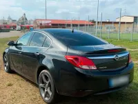 Gebraucht Opel Insignia 160 PS (117 kW) 2010 Schwarz Limousine