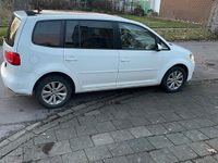 Gebraucht VW Touran 140 PS (102 kW) 2015 Weiß Van / Kleinbus