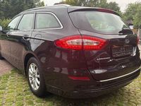 Gebraucht Ford Mondeo Titanium 160 PS (117 kW) 2015 Schwarz Kombi