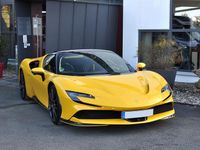 Gebraucht Ferrari SF90 999 PS (734 kW) 2024 Gelb Cabrio