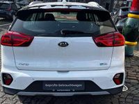 Gebraucht Kia Niro Vision 141 PS (103 kW) 2020 Weiß SUV