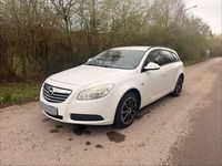 Gebraucht Opel Insignia 115 PS (84 kW) 2009 Weiß Kombi
