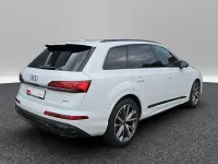 Gebraucht Audi Q7 Competition 286 PS (210 kW) 2023 Gletscherweiß metallic SUV