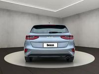 Neu Kia Ceed 140 PS (102 kW) 2026 Lunarsilber met. Kleinwagen