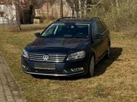 Gebraucht VW Passat 140 PS (102 kW) 2013 Blau Kombi
