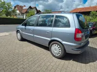 Gebraucht Opel Zafira Elegance 125 PS (91 kW) 2005 Silber Van / Kleinbus