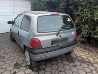 Gebraucht Renault Twingo 75 PS (55 kW) 2004 Silber Kleinwagen