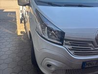 Gebraucht Renault Trafic 145 PS (106 kW) 2015 Weiß Van / Kleinbus