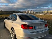 Usata BMW 318 143 CV (105 kW) 2013 Berlina