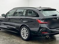 Gebraucht BMW 318 150 PS (110 kW) 2023 Schwarz Kombi