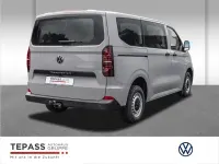 Neu VW T7 150 PS (110 kW) 2026 Grau Van