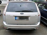 Gebraucht Ford Focus 109 PS (80 kW) 2008 Silber Kombi