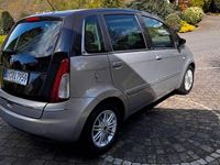 Usata Lancia Musa 95 CV (69 kW) 2008 Beige Monovolume