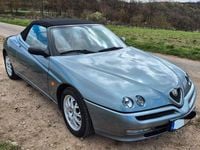 Gebraucht Alfa Romeo Spider 150 PS (110 kW) 2001 Grau Cabrio