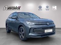 Neu VW Tiguan Elegance 150 PS (110 kW) 2025 Delfingrau SUV