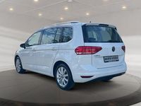 Gebraucht VW Touran Highline 150 PS (110 kW) 2021 Weiß Van / Kleinbus