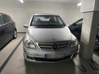 Gebraucht Mercedes B200 190 PS (139 kW) 2005 Silber Van / Kleinbus