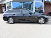 Gebraucht BMW 320 Sport Line 204 PS (150 kW) 2022 Schwarz Kombi