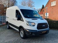 Gebraucht Ford Transit 131 PS (96 kW) 2018 Weiß Van / Kleinbus